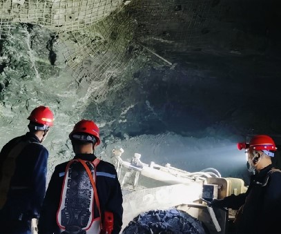 西溝鐵礦｜織密安全防護網(wǎng)，護航全年“零傷亡”